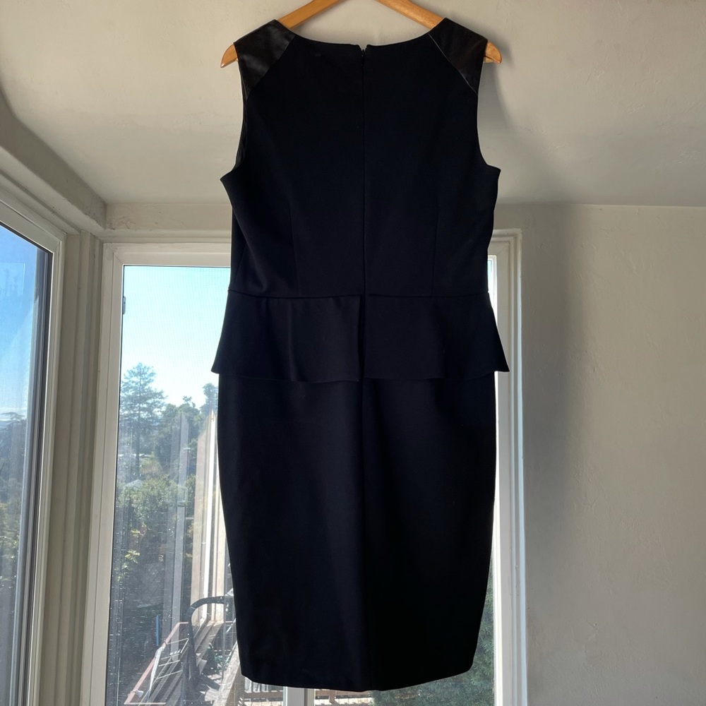 Faux Leather shoulder is in charge